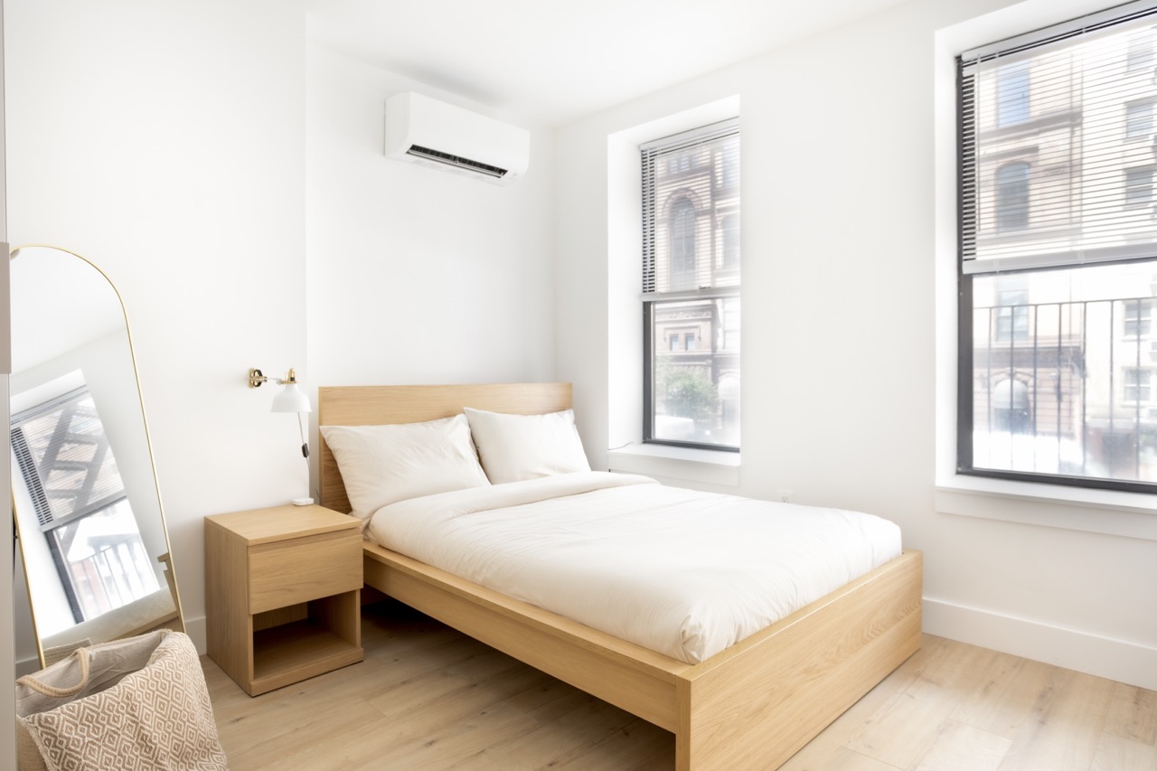 Unit 2R at 940 First Avenue