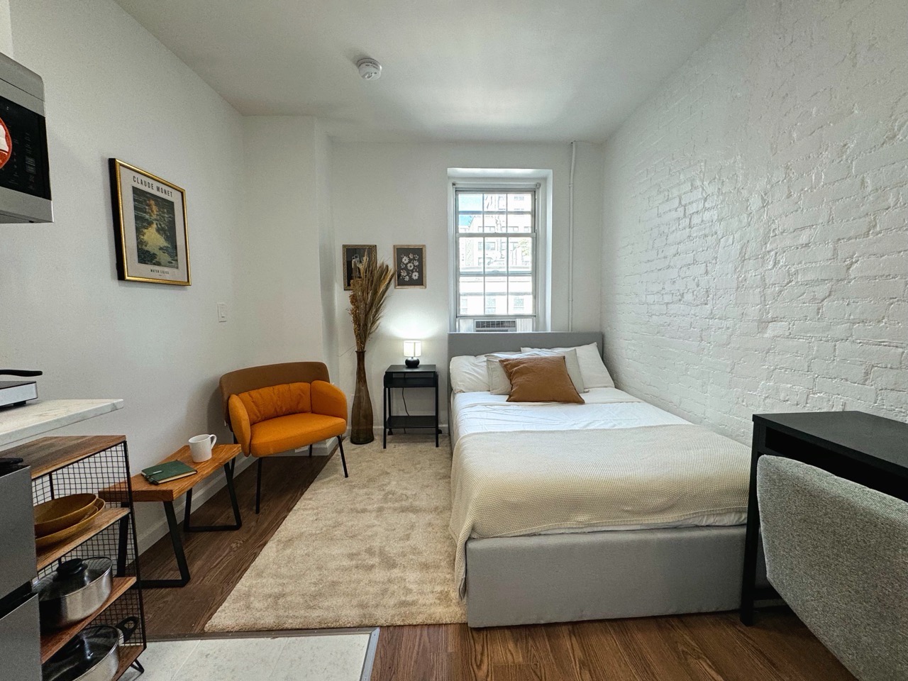 Studio at East 51 A